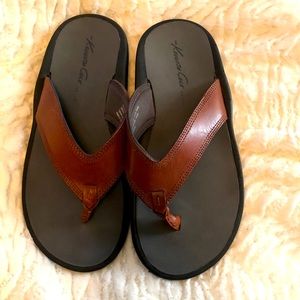 Leather flip flops